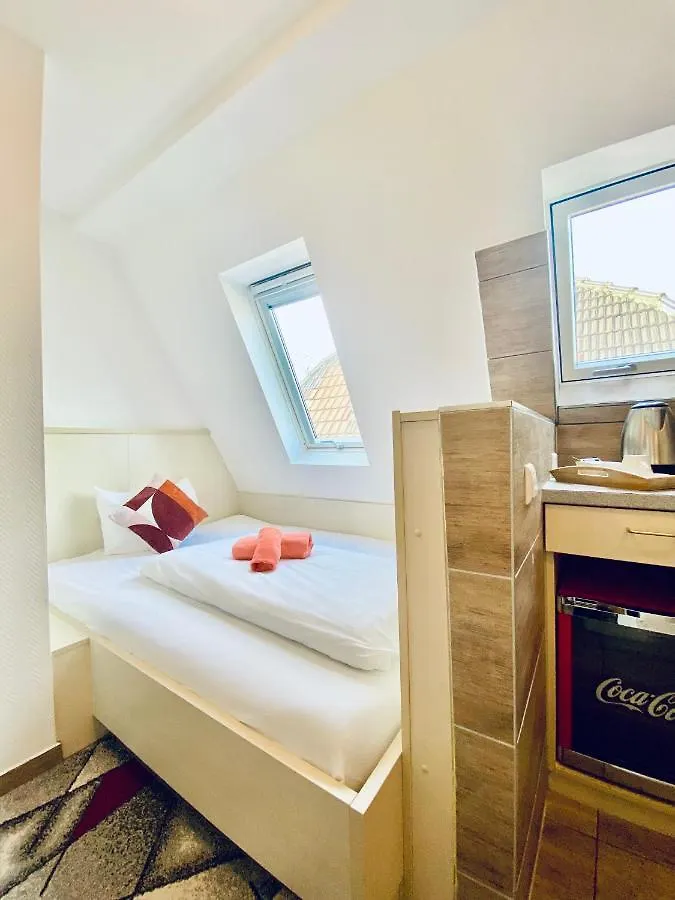 M-Hotel Stuttgart 2*,